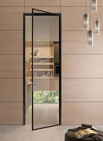 Puerta practicable, acabado NEGRO TX con cerradura magnética.