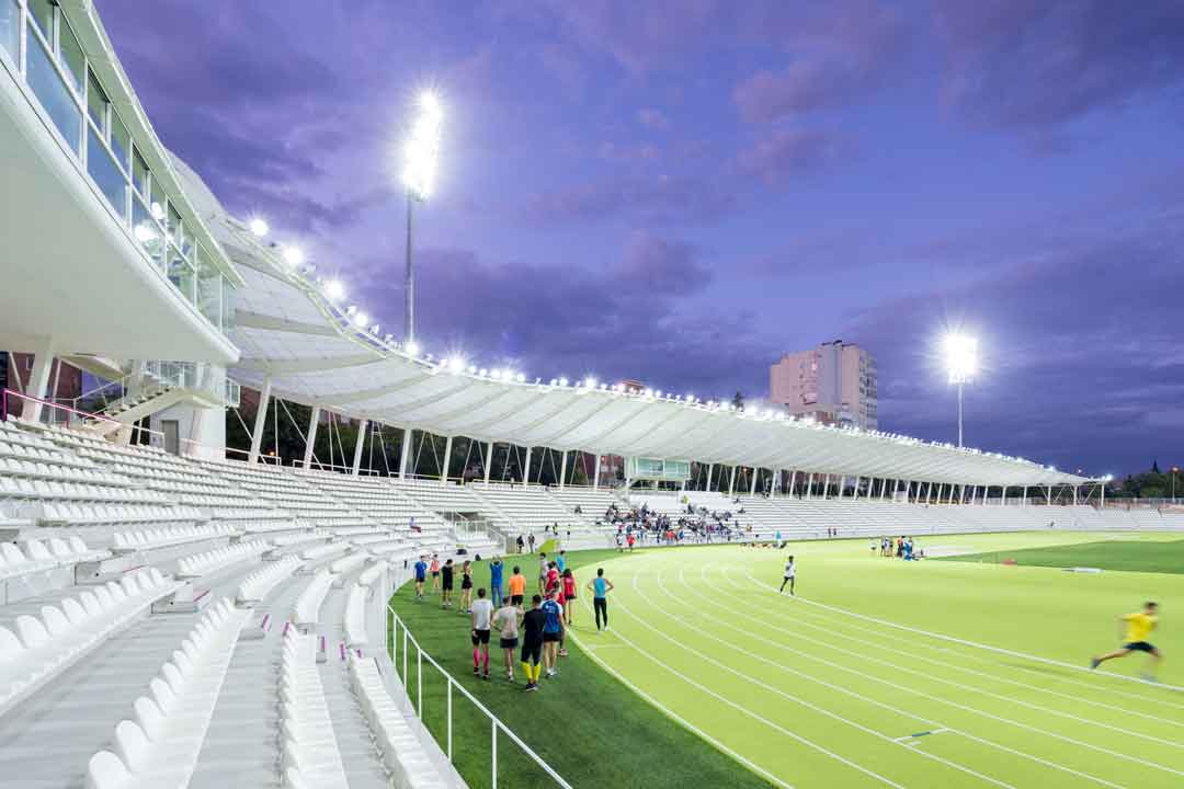 Estadio de Vallehermoso - cubierta iluminada